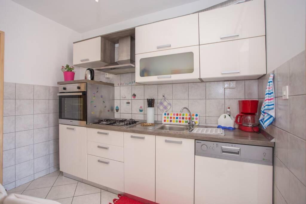 Apartment Nebo Пореч Екстериор снимка