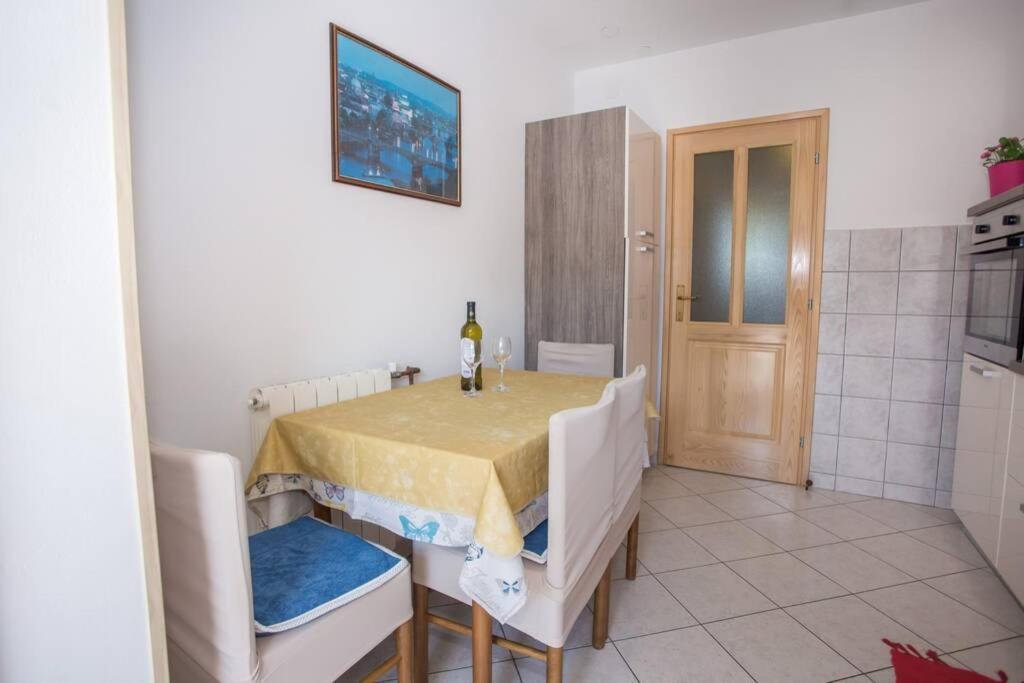 Apartment Nebo Пореч Екстериор снимка